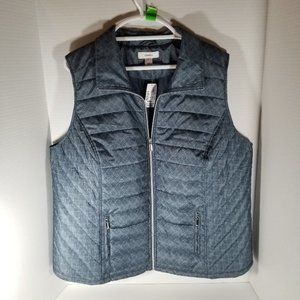 New with tags Christopher and Banks quilted vest in denim print style blue  2X
